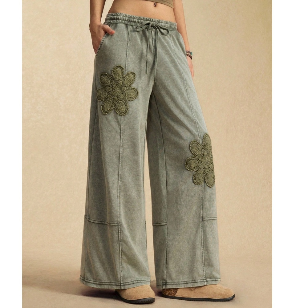 Wide Leg Floral Embroidered Pants